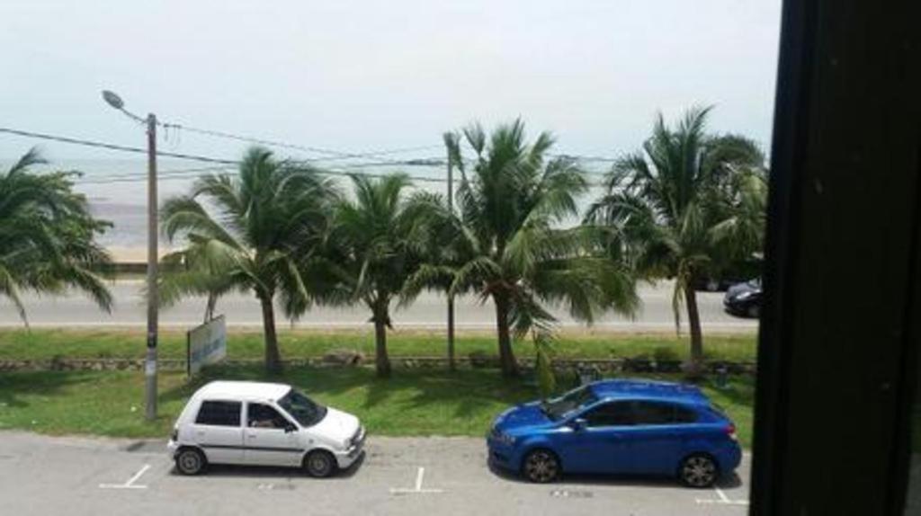 Sea Front Hotel Port Dickson Exteriör bild