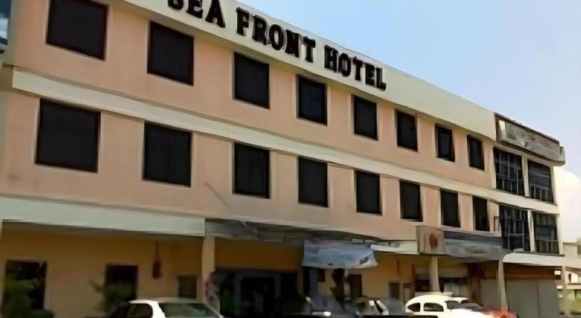 Sea Front Hotel Port Dickson Exteriör bild